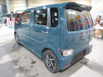 ワゴンR カスタムZ HYBRID　ZX　全方位モニター付ディスプレイオーディオ+スズキコネクト対応　4WD