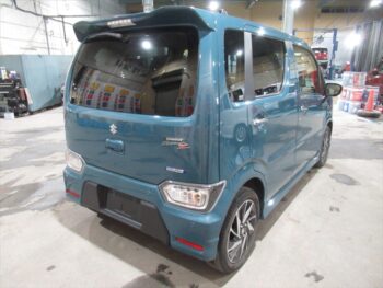 ワゴンR カスタムZ HYBRID　ZX　全方位モニター付ディスプレイオーディオ+スズキコネクト対応　4WD