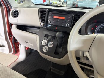 eKスペース M eアシスト　福祉車両　助手席ムービングシート　4WD