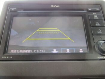 N-BOX Ｌ　ターボ　純正ナビ・ＴＶ・バックカメラ　後期型 4WD