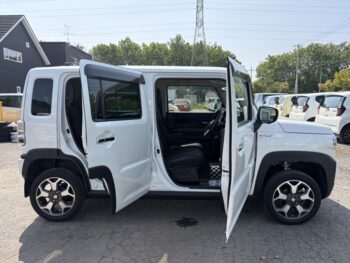 ハスラー ハイブリッドXターボ 全方位モニター付純正9インチナビ・TV・スズキコネクト対応 4WD