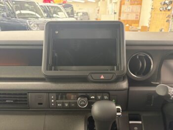 N-BOXカスタム ブラックスタイル　４WD