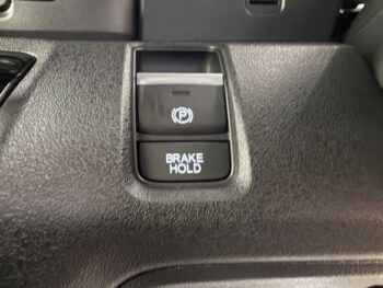 N-BOXカスタム ブラックスタイル　４WD