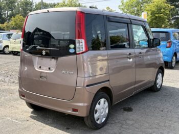 パレット リミテッドⅡ ナビ・バックカメラ 4WD