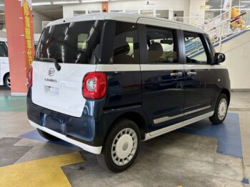 ムーヴキャンバス ストライプスG　ナビ・バックカメラ　4WD