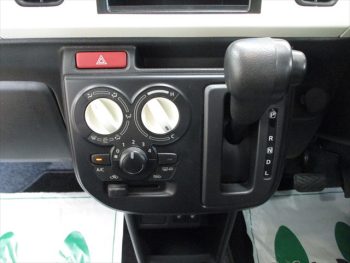 アルト S　オーディオレス　レーダーブレーキサポート装着車　4WD