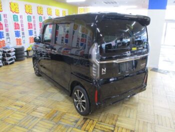 N-BOXカスタム Ｇ・スロープＬホンダセンシング 車いす仕様車 福祉車両 4WD