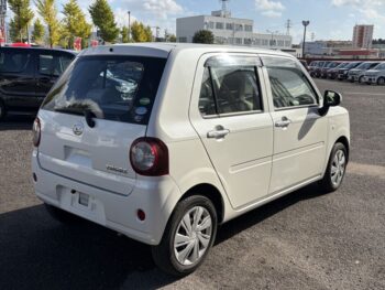 ミラトコット Ｌ ナビ・TV・バックカメラ 4WD