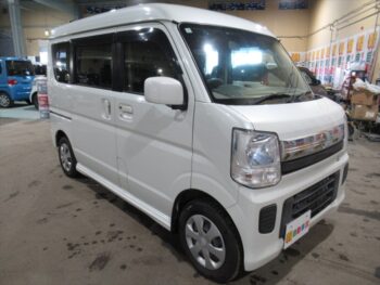 NV100クリッパーリオ チェアキャブスロープタイプ　福祉車輌車いす仕様　4WD