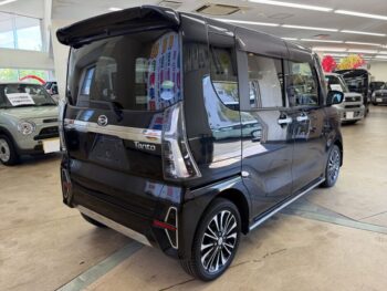 タントカスタム RS　４WD