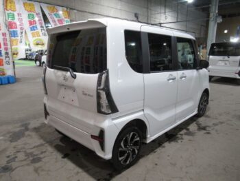 タントカスタム X 4WD