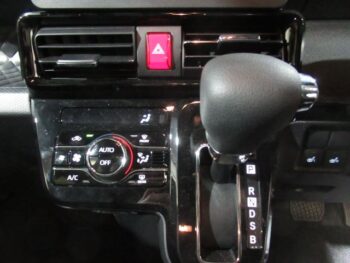タントカスタム X 4WD