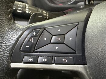 eKクロススペース T　ターボ　純正ナビ・TV・バックカメラ　4WD