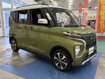 eKクロススペース T　ターボ　純正ナビ・TV・バックカメラ　4WD