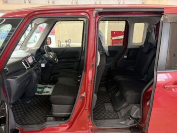 スペーシアカスタム XS　ナビ・バックカメラ　４WD