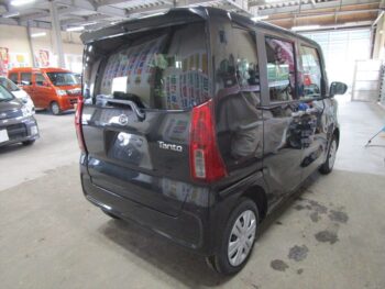 タント Ｘ　ナビ・Ｂモニター　4WD