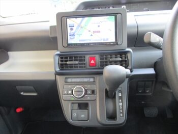 タント Ｘ　ナビ・Ｂモニター　4WD