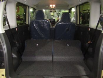 ムーヴキャンバス セオリー　G　未使用車　4WD