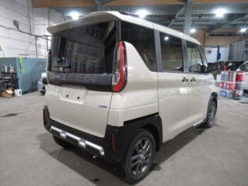 デリカミニ G 未使用車 4WD