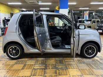 N-ONE スタンダードＬ　純正ナビ　ＴＶ　バックカメラ 4WD