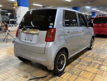 N-ONE スタンダードＬ　純正ナビ　ＴＶ　バックカメラ 4WD
