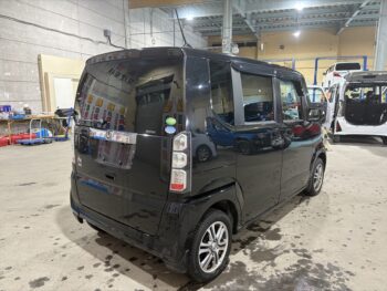 N-BOX GLパッケージ　ナビTV　バックカメラ　4WD