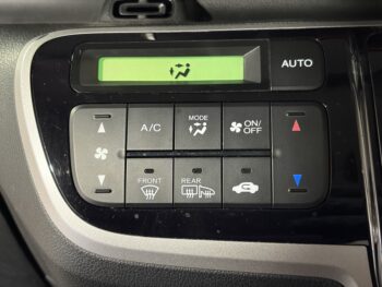 N-BOX GLパッケージ　ナビTV　バックカメラ　4WD