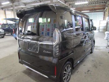 N-BOXカスタム Ｌ　後期型 4WD 