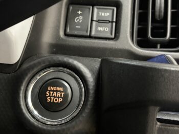 ハスラー ハイブリッドG　ディスプレイオーディオ　4WD