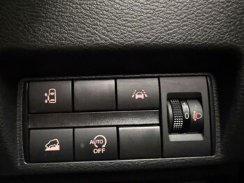 デリカミニ T ターボ ナビ・バックカメラ 4WD