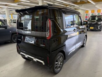 デリカミニ T ターボ ナビ・バックカメラ 4WD