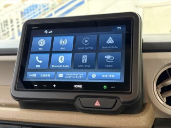 N-BOX ベースグレード　ディスプレイオーディオ・バックカメラ　4WD