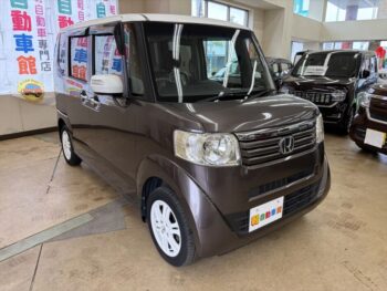 N-BOX+ G　ターボSSパッケージ　ナビ・TV・バックカメラ　４WD