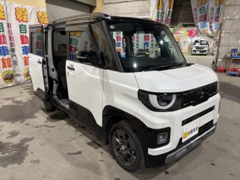 デリカミニ T　ターボ　プレミアム　デリマルパッケージ　純正12.3インチナビディスプレイ　4WD