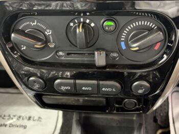 ジムニー ランドベンチャー　ディスプレイオーディオ　４WD