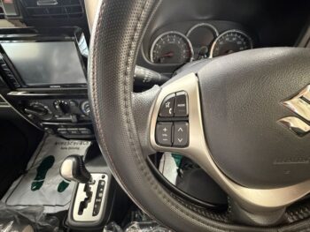 ジムニー ランドベンチャー　ディスプレイオーディオ　４WD