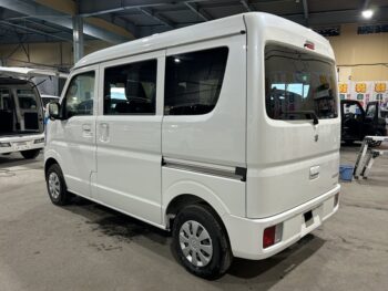 エブリイバン ジョインターボ　後席両側ワンアクションパワースライドドア・フルオートエアコン装着車 4WD