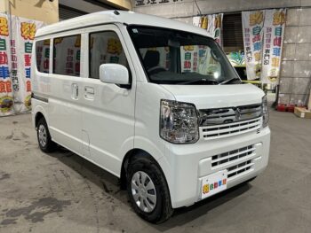 エブリイバン ジョインターボ　後席両側ワンアクションパワースライドドア・フルオートエアコン装着車 4WD