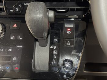 デリカミニ T　ターボ　プレミアム　デリマルパッケージ　純正12.3インチナビディスプレイ　4WD
