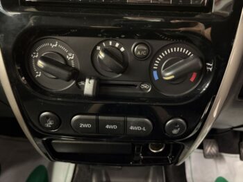 ジムニー ランドベンチャー ナビ 4WD