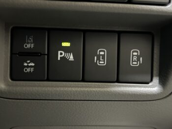 エブリイバン ジョインターボ　後席両側ワンアクションパワースライドドア・フルオートエアコン装着車 4WD