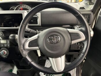 ピクシスメガ G ターボ レジャーエディションSAⅢ 4WD