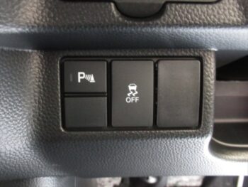 N-BOXカスタム L コーディネートスタイル　ナビ　バックカメラ　後期型　4WD