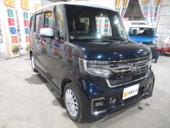 N-BOXカスタム L コーディネートスタイル　ナビ　バックカメラ　後期型　4WD
