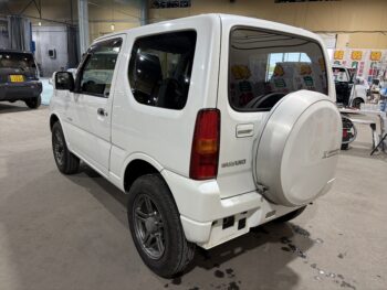 ジムニー 特別仕様車 X-Adventure 4WD