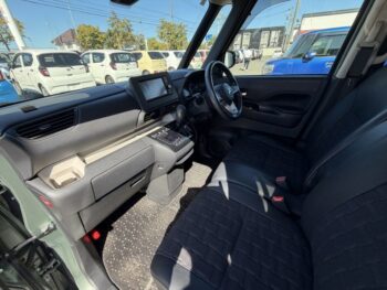 デリカミニ Tプレミアム ターボ アラウンドビューモニター 4WD