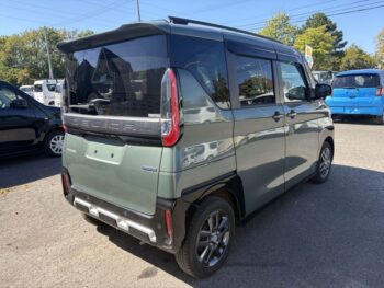 デリカミニ Tプレミアム ターボ アラウンドビューモニター 4WD