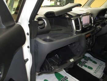 スペーシアカスタム  GS　レーダーブレーキサポート装着車　4WD
