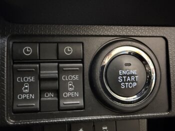 タントカスタム X　後期型　4WD