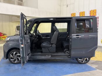 タントカスタム X　後期型　4WD